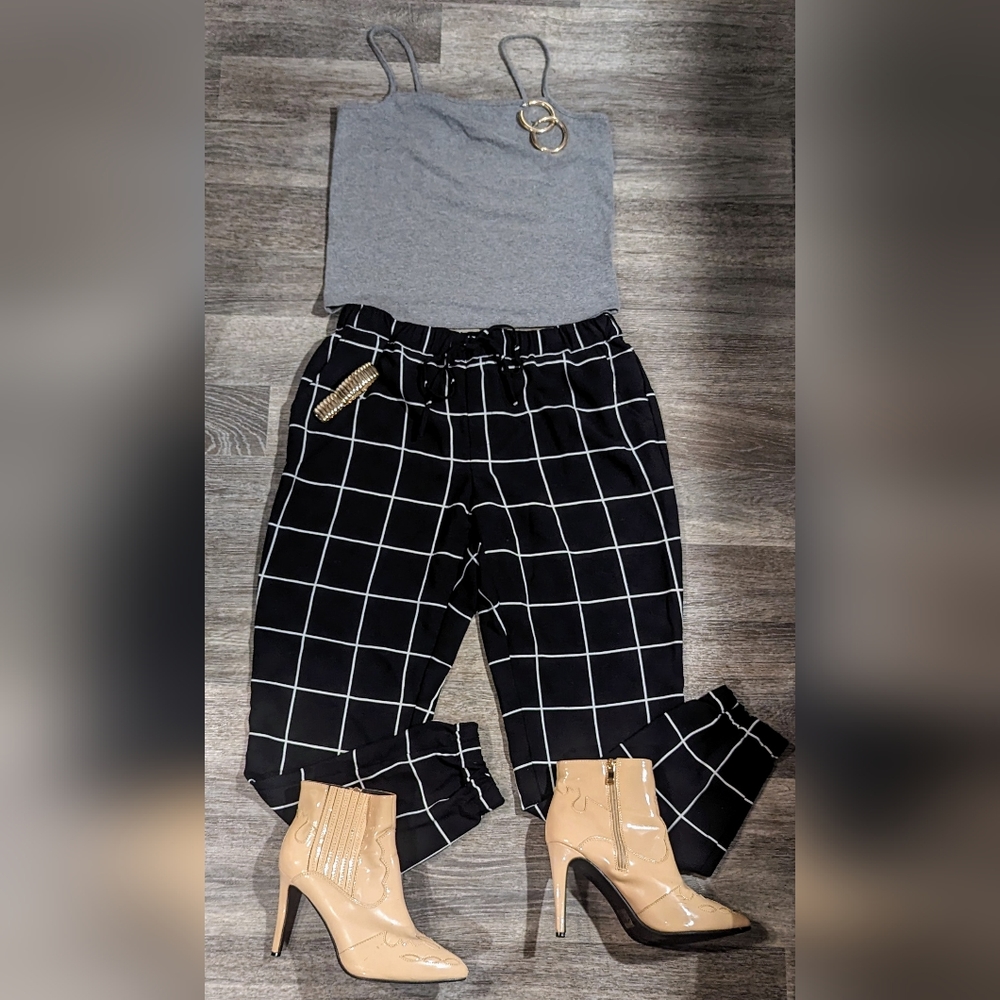 Entire Medium outfit with shoes size 8